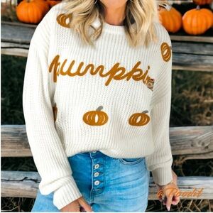 POODIT Cutest pumpkin sweater M L